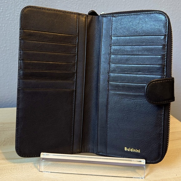 BALDININI LEATHER ZIPPER WALLET. - Picture 5 of 8
